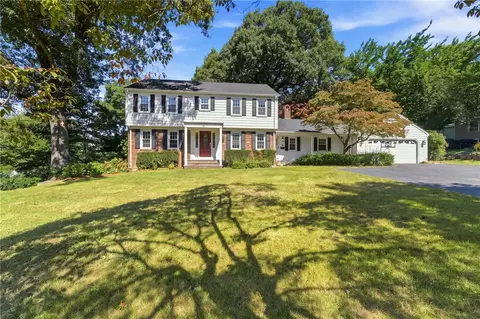Exterior - 33 Old Oak Dr, Warwick, RI 02886 photo 7 of 7