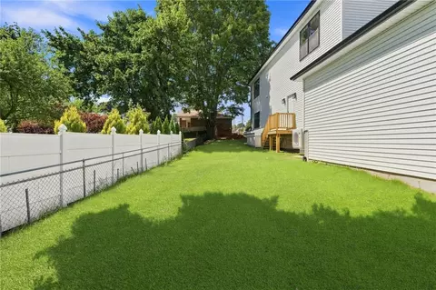 Exterior - 515 Gaskill St, Woonsocket, RI 02895 photo 3 of 4