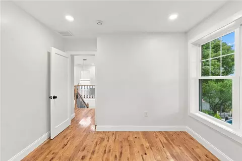 Bedroom - 515 Gaskill St, Woonsocket, RI 02895 photo 6 of 7