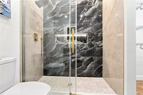 Bath - 515 Gaskill St, Woonsocket, RI 02895 photo 3 of 5