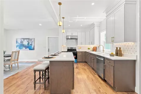 Kitchen - 515 Gaskill St, Woonsocket, RI 02895 photo 5 of 5