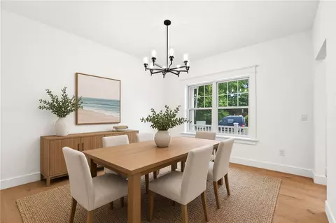 Dining - 26 Carpenter Ave, Barrington, RI 02806 photo 1 of 1