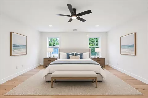 Bedroom - 26 Carpenter Ave, Barrington, RI 02806 photo 1 of 6