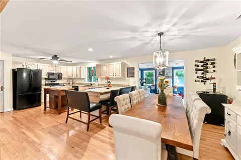 Dining - 100 Spring Water Dr, Woonsocket, RI 02895 photo 1 of 3