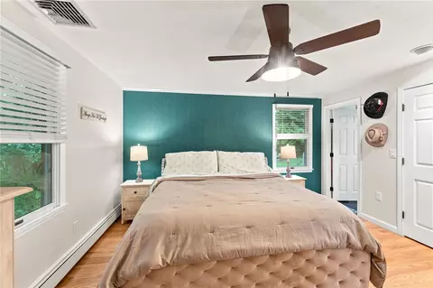 Bedroom - 100 Spring Water Dr, Woonsocket, RI 02895 photo 1 of 8
