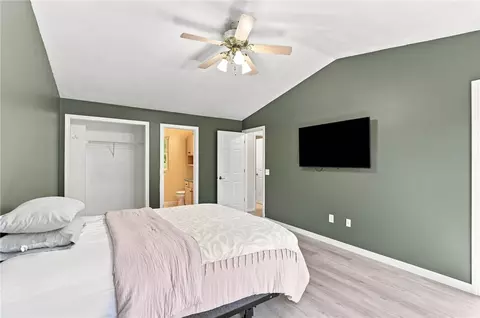 Bedroom - 29 Walker Ln, Coventry, RI 02816 photo 2 of 10
