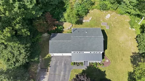 View/Area - 29 Walker Ln, Coventry, RI 02816 photo 3 of 4