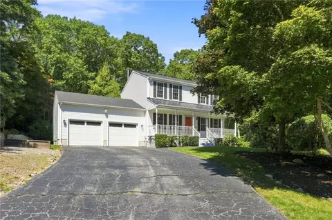 Exterior - 29 Walker Ln, Coventry, RI 02816 photo 4 of 9