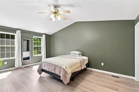 Bedroom - 29 Walker Ln, Coventry, RI 02816 photo 3 of 10
