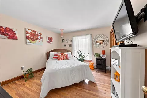 Bedroom - 11 Pachet Brook Rd, Little Compton, RI 02837 photo 1 of 3