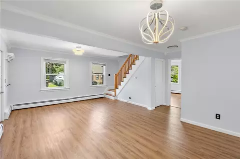 Living - 72 Dayton Ave, Warwick, RI 02889 photo 2 of 4