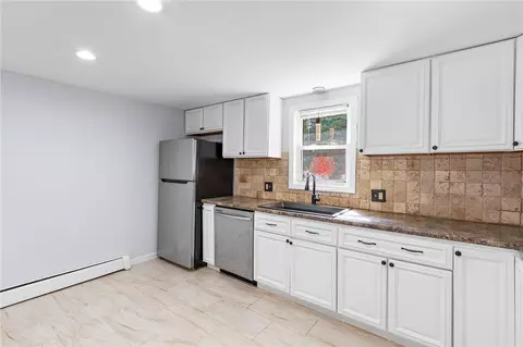 Kitchen - 72 Dayton Ave, Warwick, RI 02889 photo 2 of 2