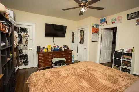 Bedroom - 29 Hamlet Ave, Woonsocket, RI 02895 photo 7 of 10