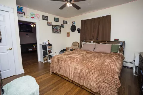 Bedroom - 29 Hamlet Ave, Woonsocket, RI 02895 photo 6 of 10