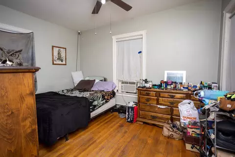 Bedroom - 29 Hamlet Ave, Woonsocket, RI 02895 photo 1 of 10