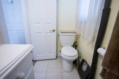 Bath - 29 Hamlet Ave, Woonsocket, RI 02895 photo 1 of 4