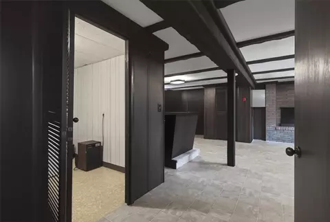 Entry Way - 83 Sage Dr, Warwick, RI 02886 photo 2 of 2