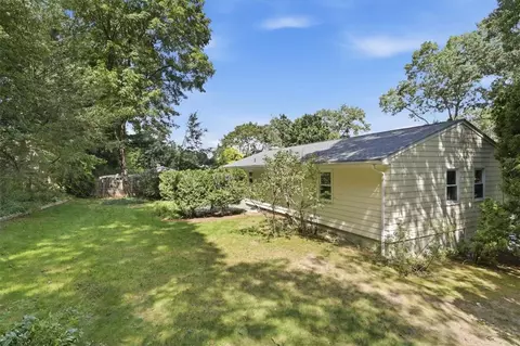 Exterior - 83 Sage Dr, Warwick, RI 02886 photo 3 of 4