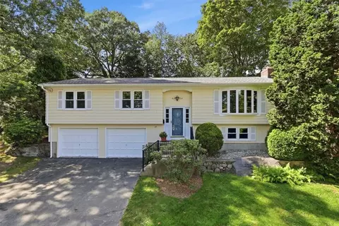 Exterior - 83 Sage Dr, Warwick, RI 02886 photo 4 of 4