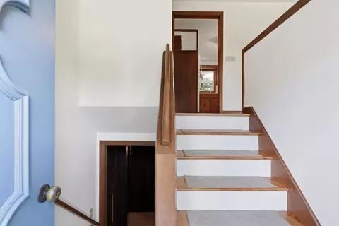 Entry Way - 83 Sage Dr, Warwick, RI 02886 photo 1 of 2