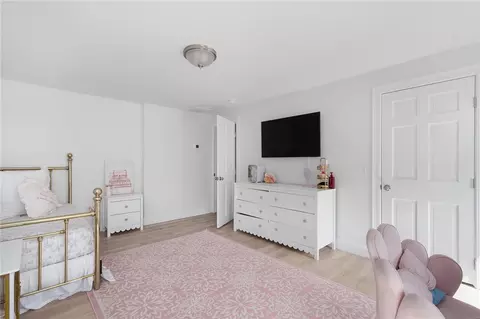 Bedroom - 151 Hope Rd, Cranston, RI 02921 photo 9 of 9