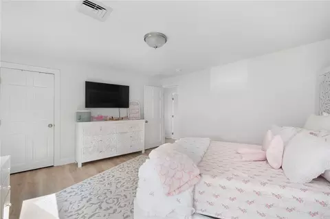 Bedroom - 151 Hope Rd, Cranston, RI 02921 photo 5 of 9
