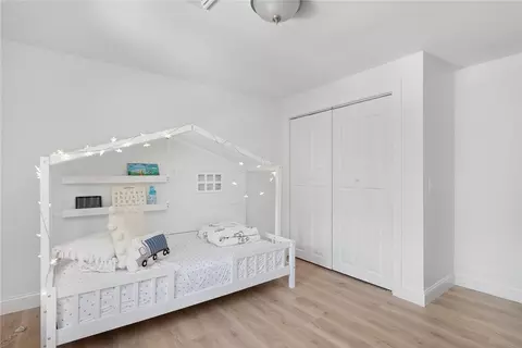 Bedroom - 151 Hope Rd, Cranston, RI 02921 photo 7 of 9