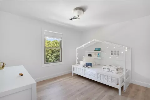 Bedroom - 151 Hope Rd, Cranston, RI 02921 photo 6 of 9