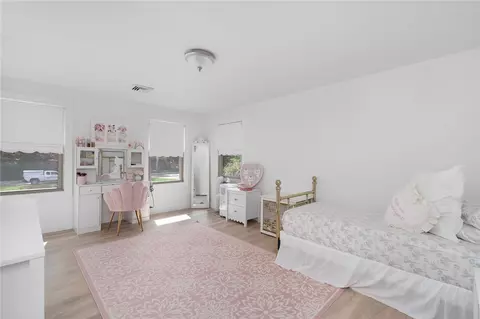 Bedroom - 151 Hope Rd, Cranston, RI 02921 photo 8 of 9