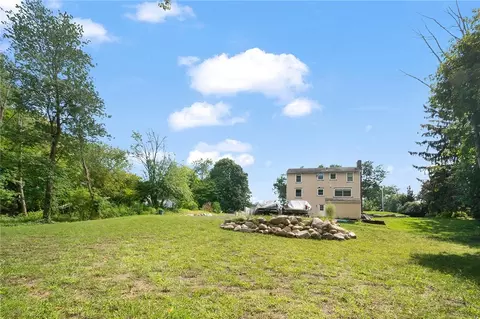Exterior - 151 Hope Rd, Cranston, RI 02921 photo 8 of 11
