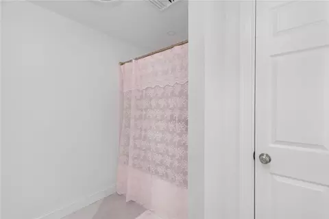 Bath - 151 Hope Rd, Cranston, RI 02921 photo 11 of 11