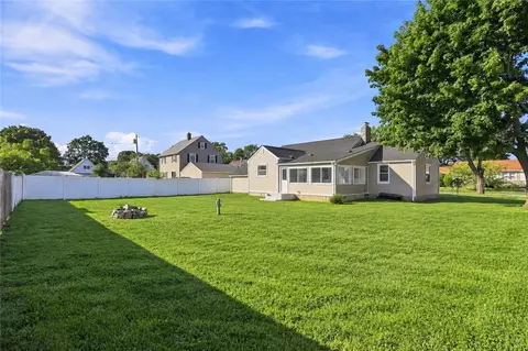 Exterior - 90 Natick Ave, Warwick, RI 02886 photo 2 of 3