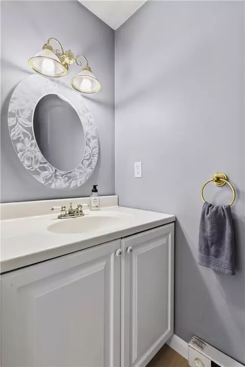 Bath - 22 Apache Dr #B, Westerly, RI 02891 photo 1 of 3