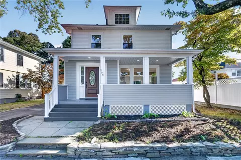 196 Sinclair Ave, Providence, RI 02907