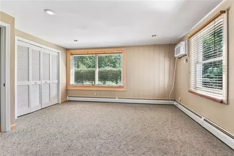 Bedroom - 35 Lane E, Warwick, RI 02888 photo 6 of 9