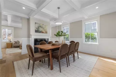 216 Spring St, Newport, RI 02840