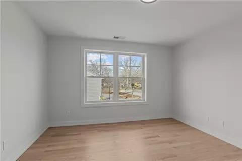 Bedroom - 98 Red Maple Ln, Warwick, RI 02886 photo 6 of 8