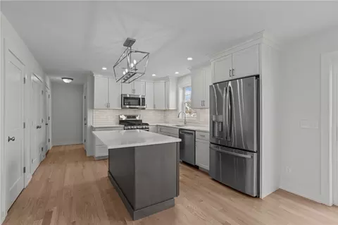 Kitchen - 98 Red Maple Ln, Warwick, RI 02886 photo 3 of 3