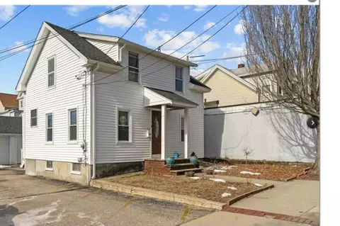 1022 Charles St, North Providence, RI 02904