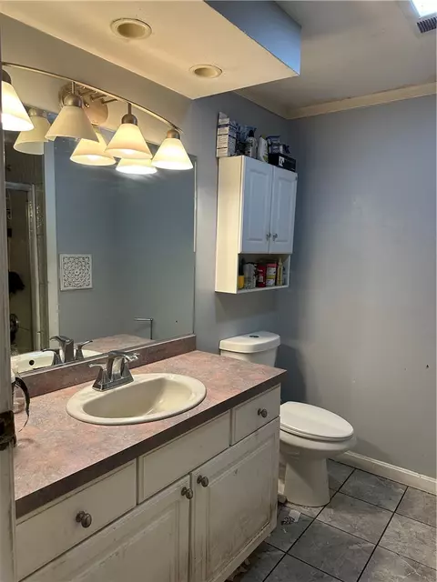330 Maureen Cir, Mapleville, RI 02839 photo 9