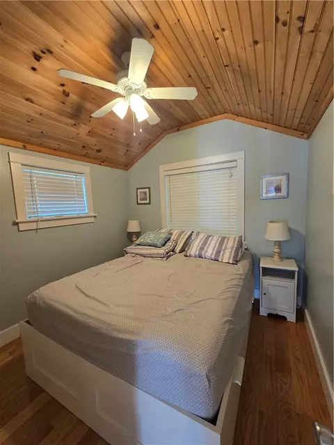 Bedroom - 88 Old Post Rd #6, Westerly, RI 02891 photo 1 of 3