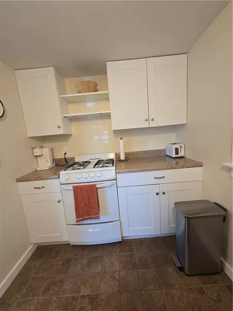 Kitchen - 88 Old Post Rd #6, Westerly, RI 02891 photo 3 of 3