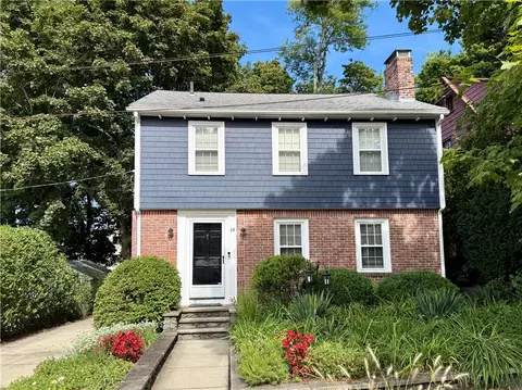 14 Creston Way, Providence, RI 02906