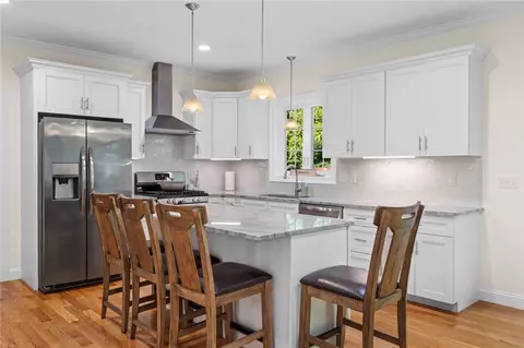 Kitchen - 34 E Lantern Rd, Lincoln, RI 02865 photo 2 of 8
