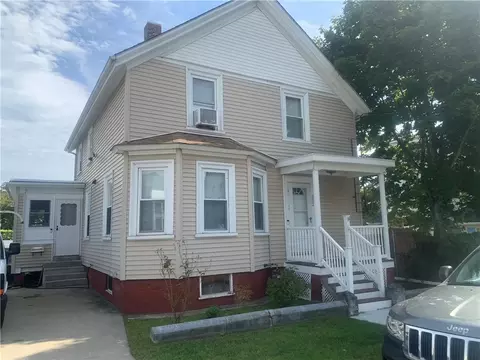 202 Brewster St, Pawtucket, RI 02860