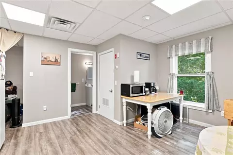 Entry Way - 168 Rockland Ave, Woonsocket, RI 02895 photo 5 of 9