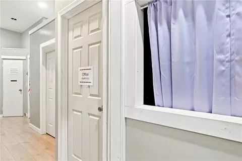 Entry Way - 168 Rockland Ave, Woonsocket, RI 02895 photo 2 of 9