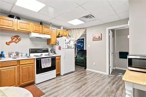 Kitchen - 168 Rockland Ave, Woonsocket, RI 02895 photo 3 of 3