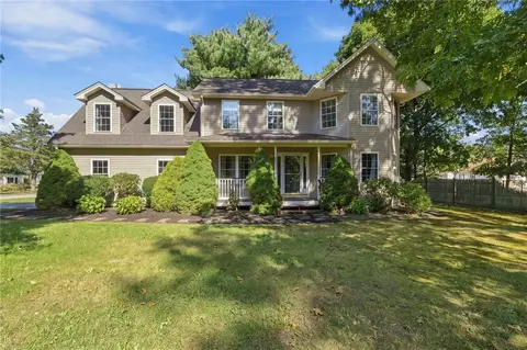 278 Harrison St, North Kingstown, RI 02852