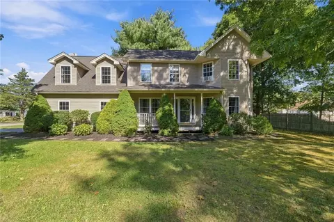 278 Harrison St, North Kingstown, RI 02852